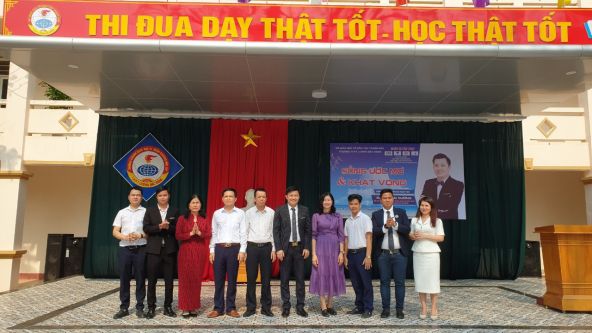 Sự kiện thành công và khoảnh khắc đáng nhớ bùng nổ tại Trường THPT Lương Đắc Bằng, Huyện Hoằng Hóa, Thanh Hóa